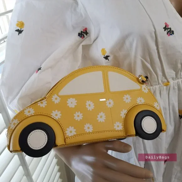 BEAUTIFUL BAG KATE SPADE BEEP BEEP BEETLE FLORAL WHITE YELLOW CAR CROSSBODY - Picture 4 of 12